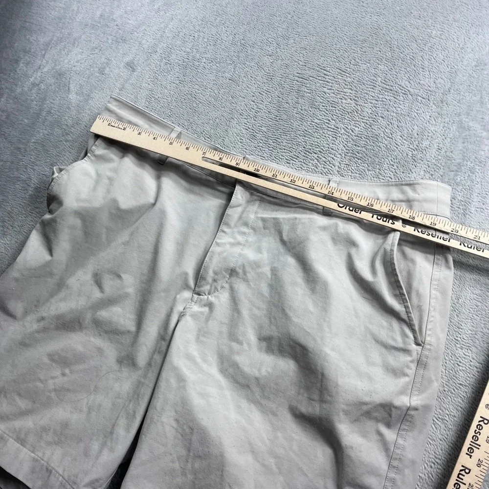 Faherty All Day Shorts Mens 38 Light Gray Hybrid Stretch Chino Flat Front